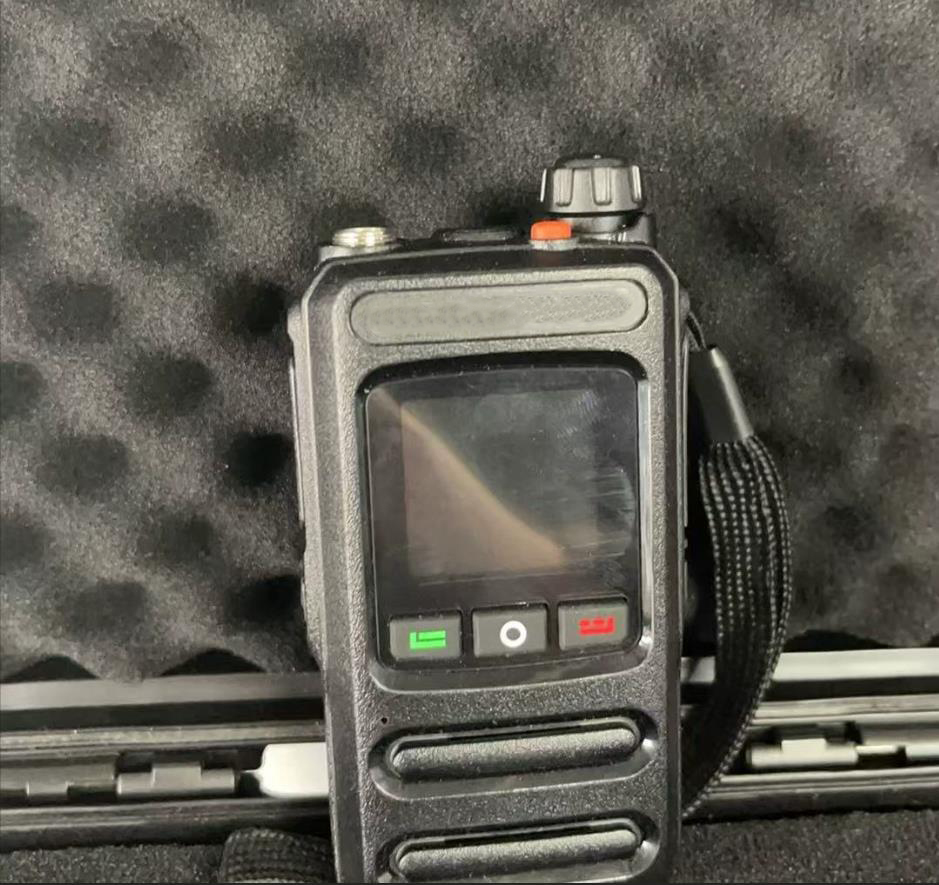 Drone Battery Alarm - ドローン検知器 30MHz-6.4GHZ 周波数 ドローン検知器 ハンドヘルドドローンアラーム対応 検知距離最大3～5km